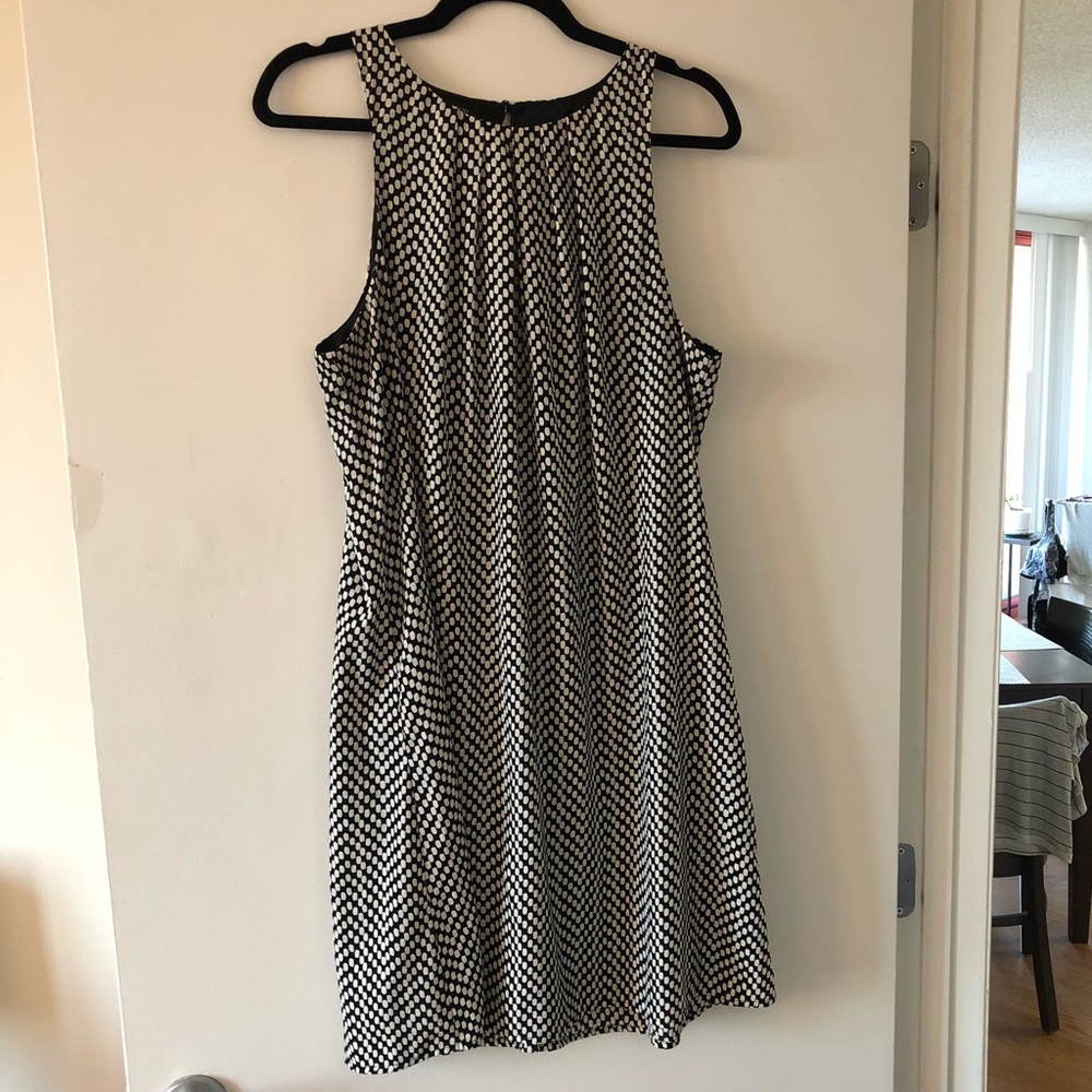 Alfani Black/white dress